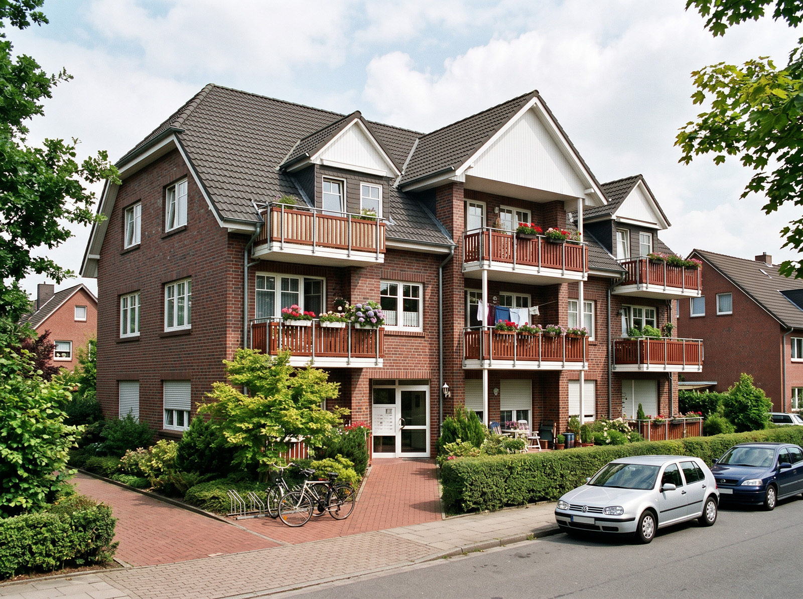 Mehrfamilienhaus